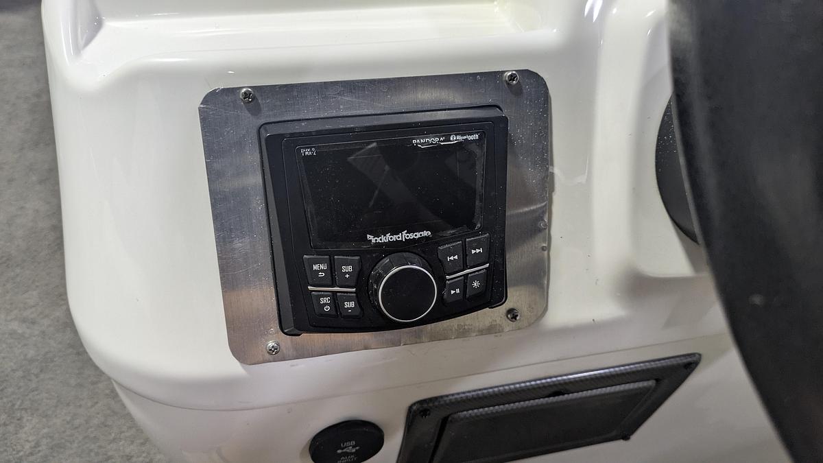 Used 2013 Weeres Legacy 240