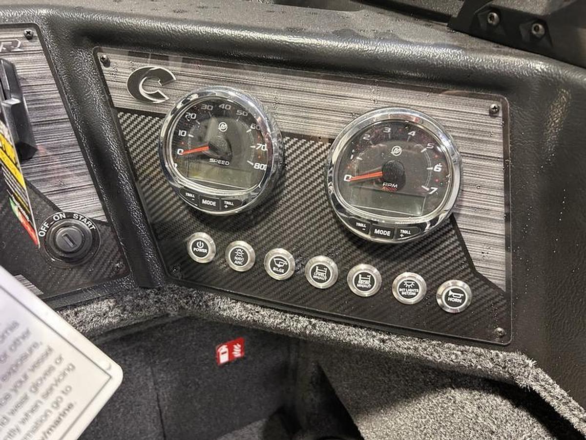 2026 Crestliner 2050 Fish Hawk