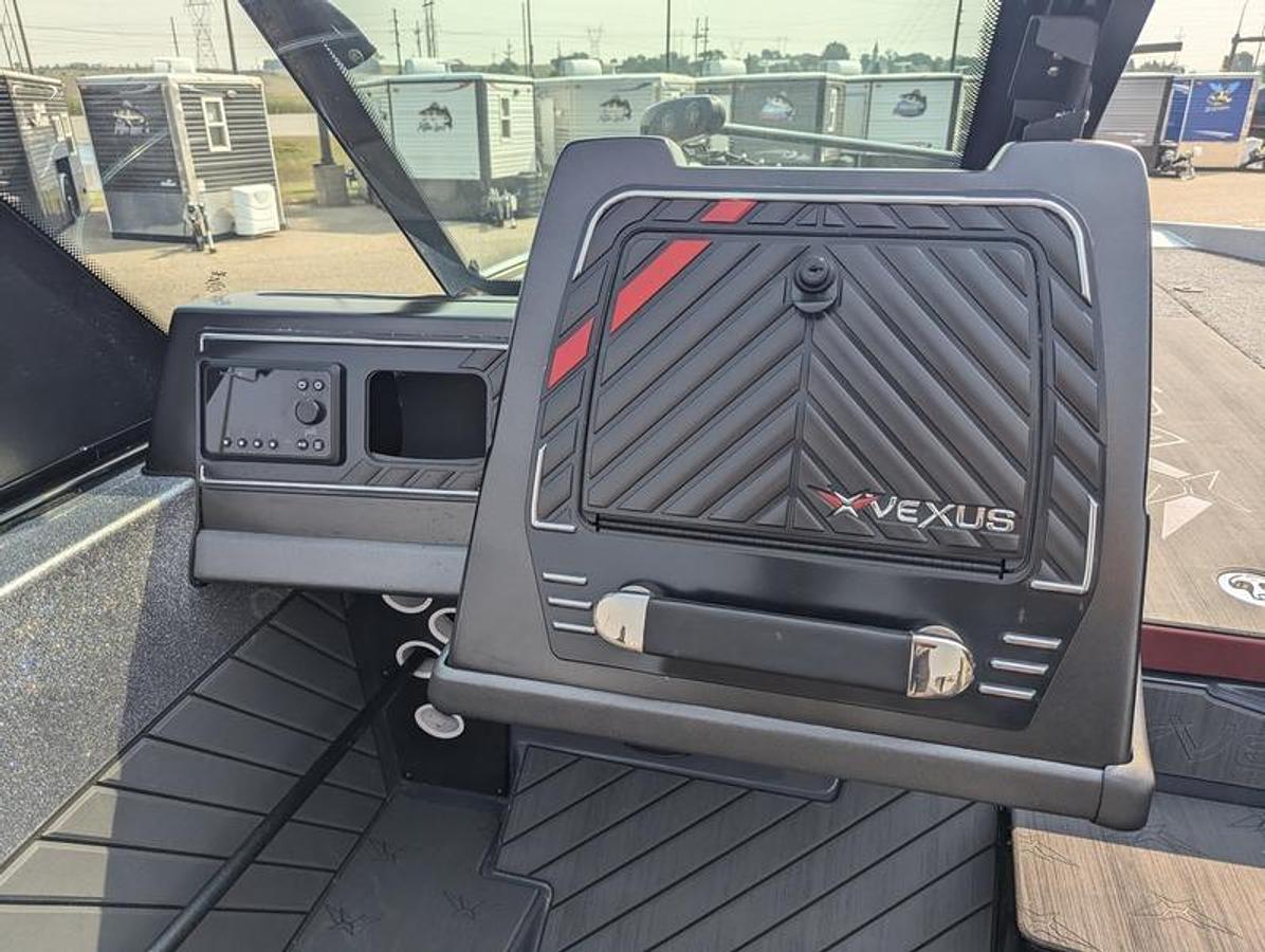 Used 2022 Vexus DVX22