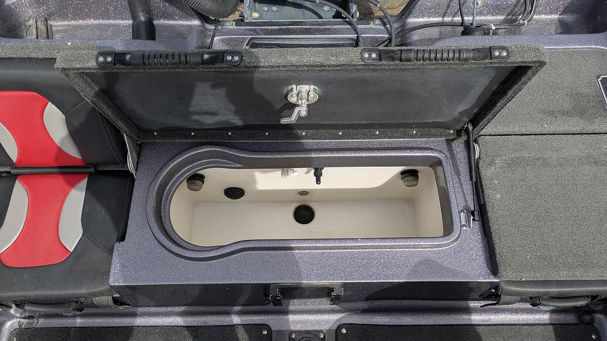 Used 2017 Skeeter WX2060