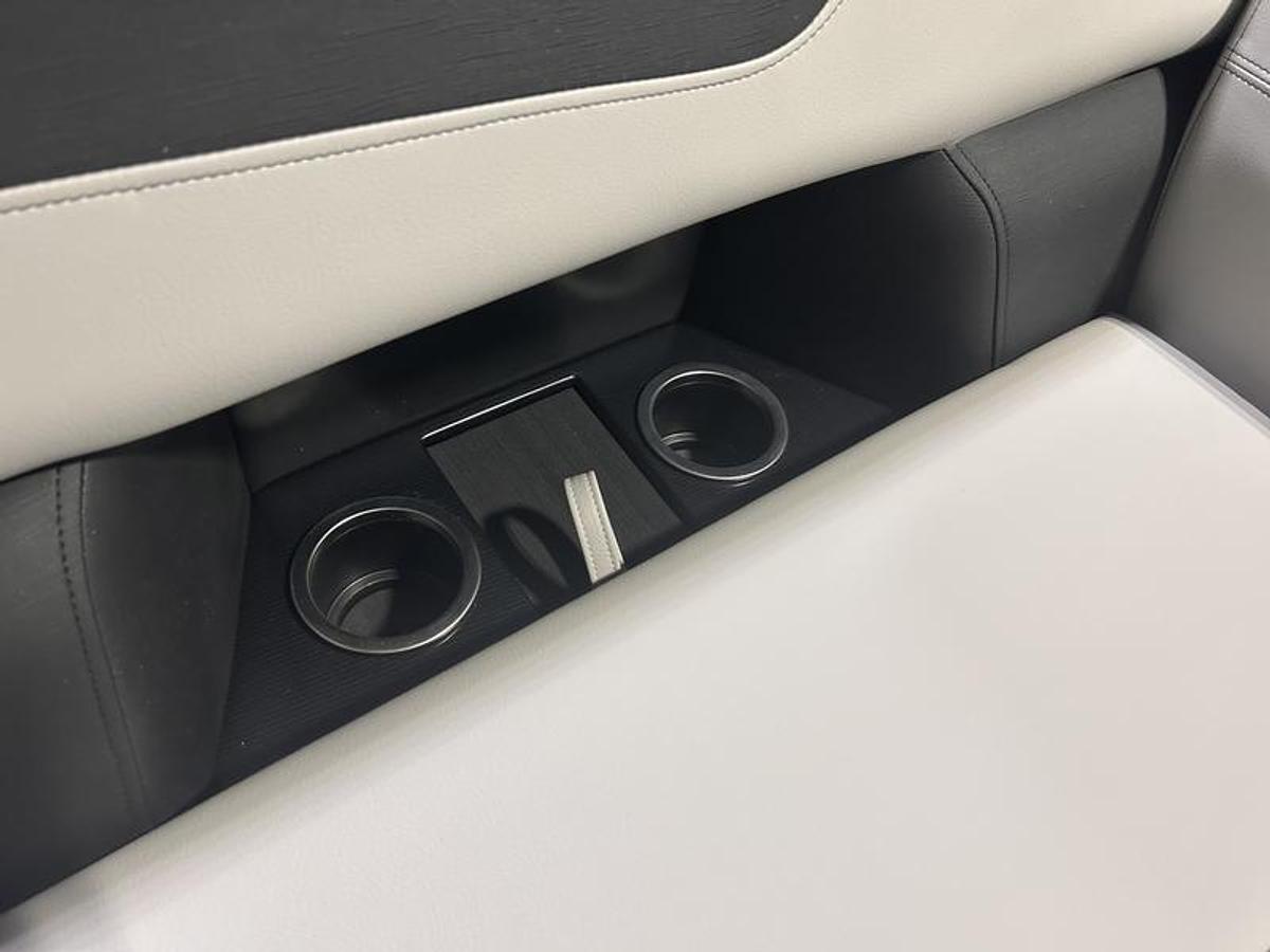 2025 South Bay 224FCR LE Fish & Cruise 2.75