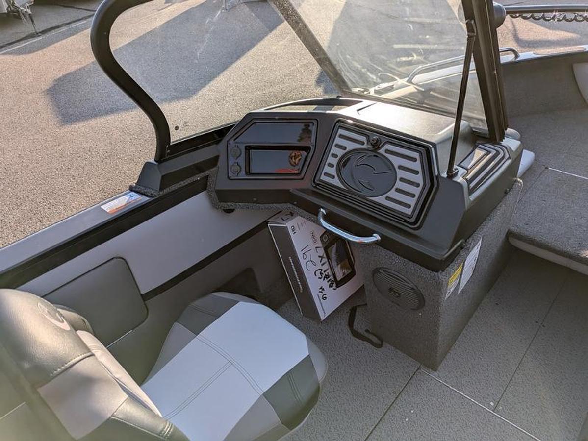 2026 Crestliner 1850 Sportfish