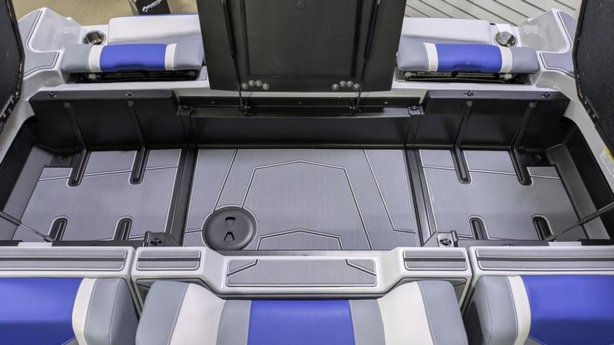 2026 Malibu Boats 25 LSV