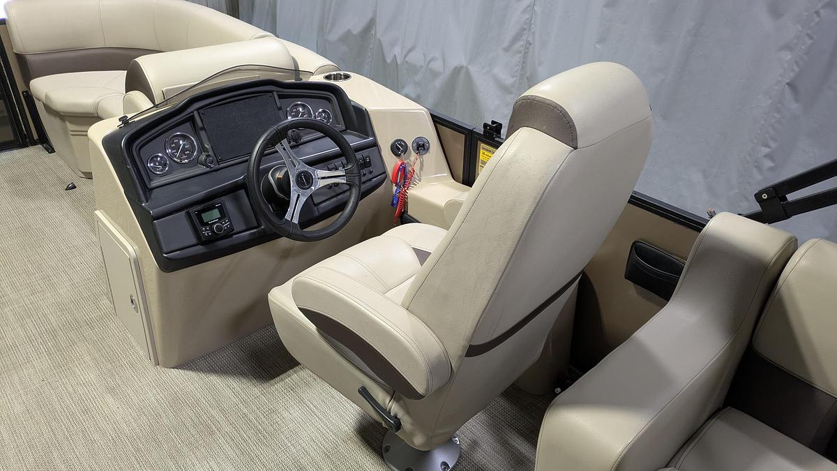 Used 2024 BENTLEY Legacy 200 Navigator