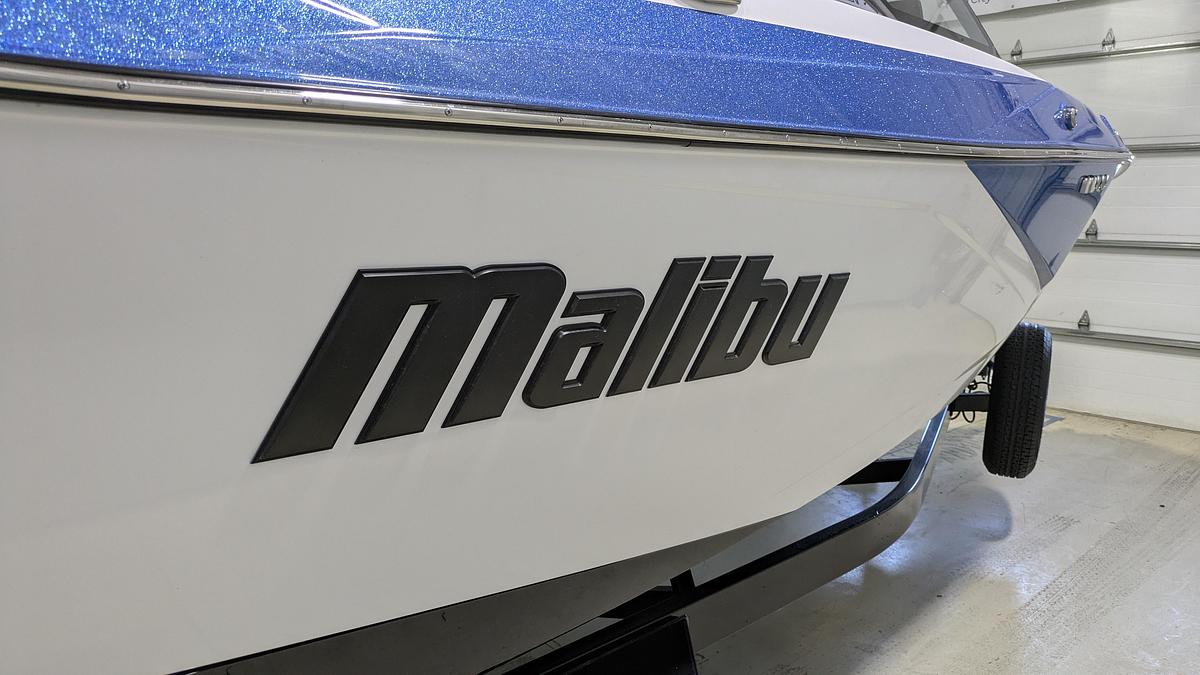 2026 Malibu Boats 23 LSV
