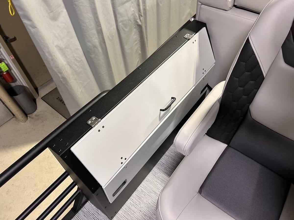 2026 Sylvan L3 Party Fish