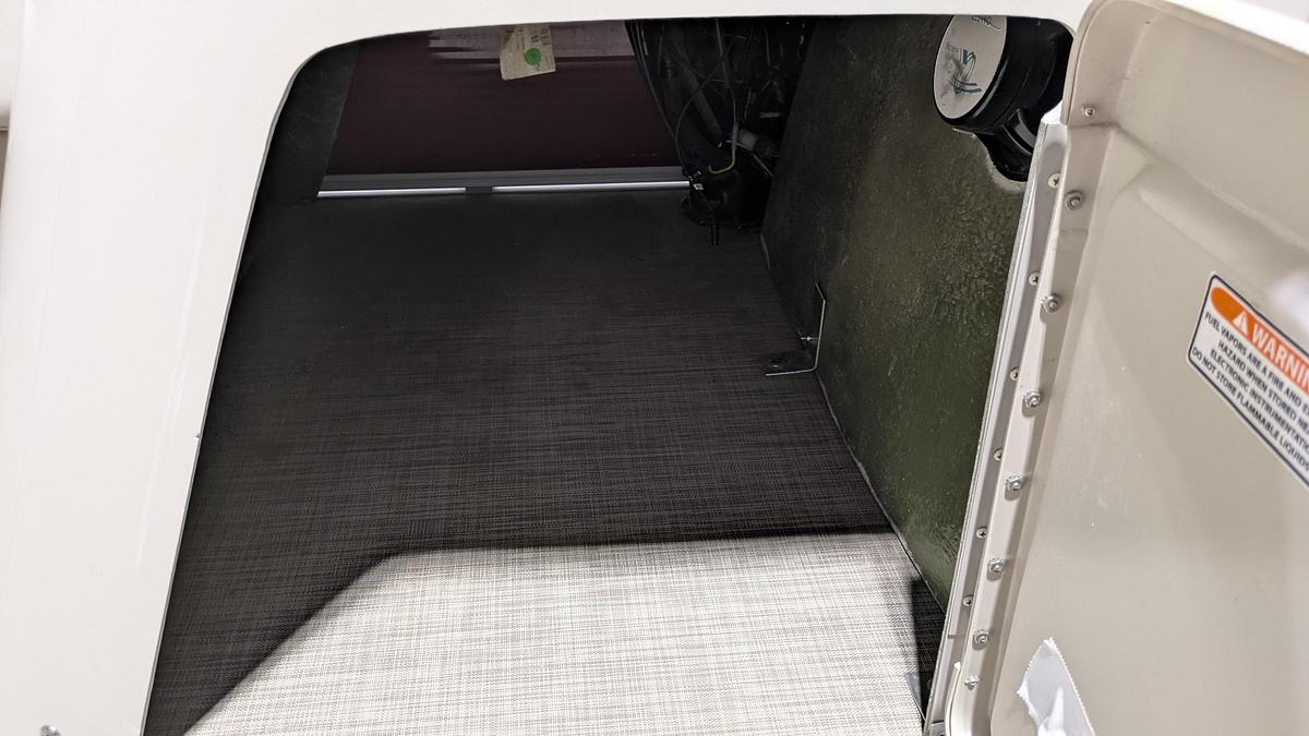 Used 2016 BENNINGTON 22SX