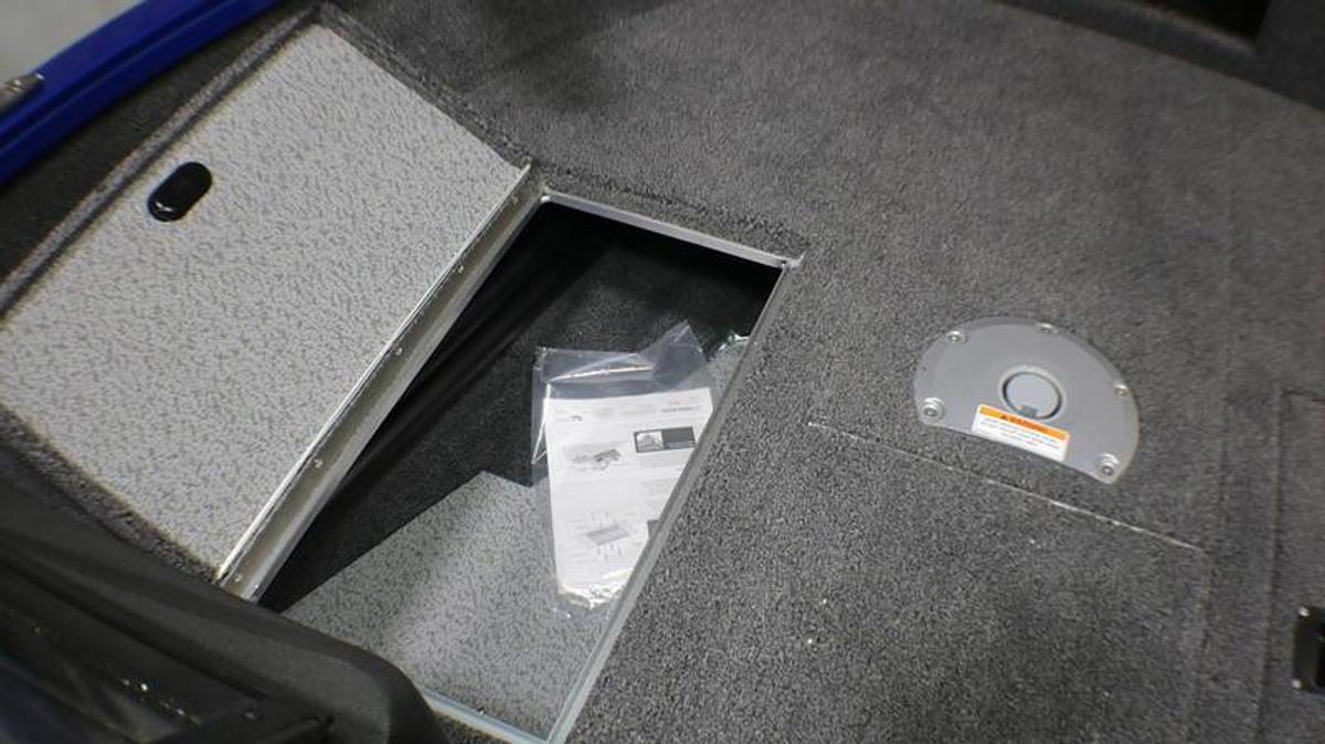 2025 Crestliner 1750 Hawk Walk Through