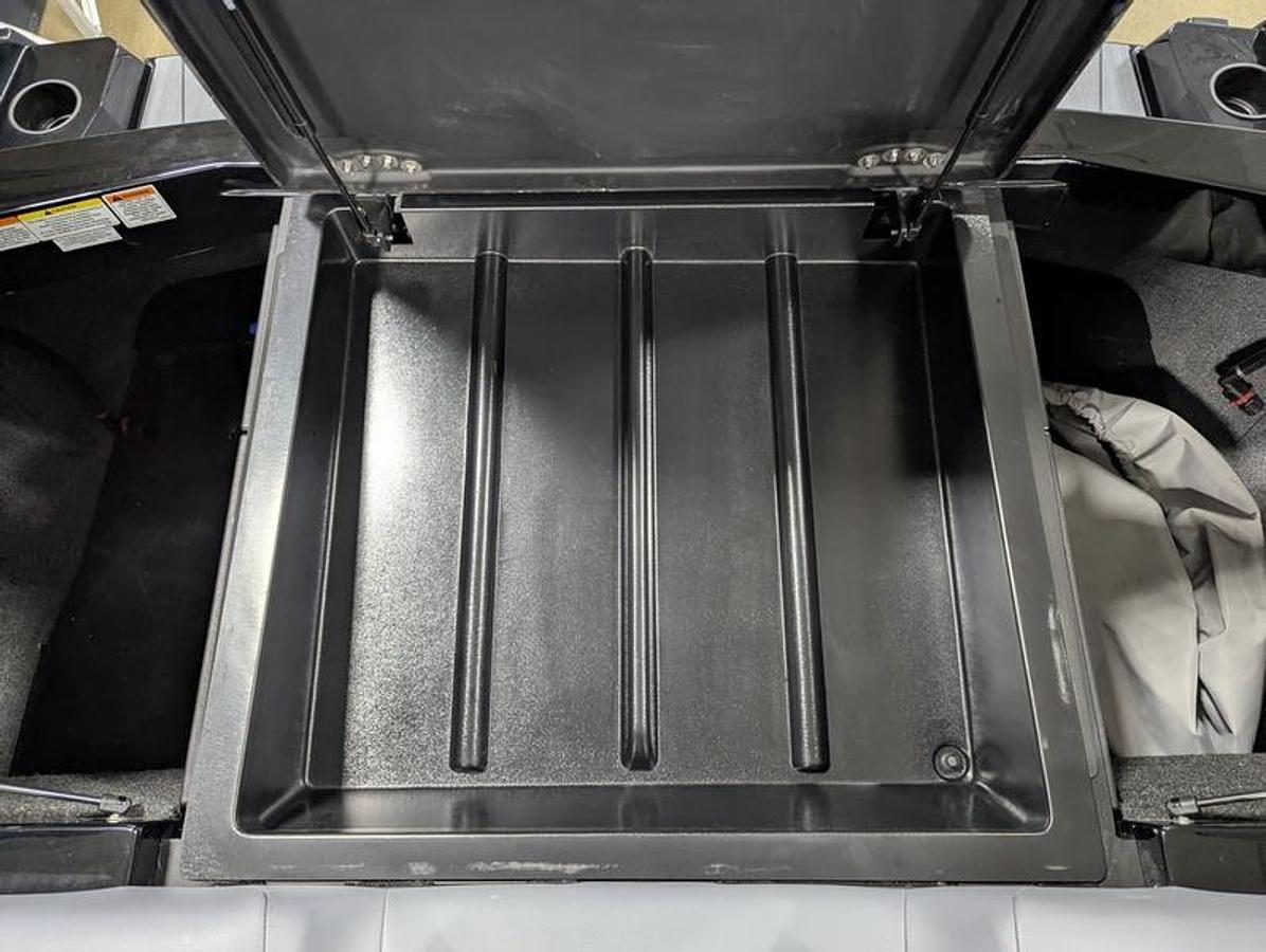 2025 Axis Wake Research A245