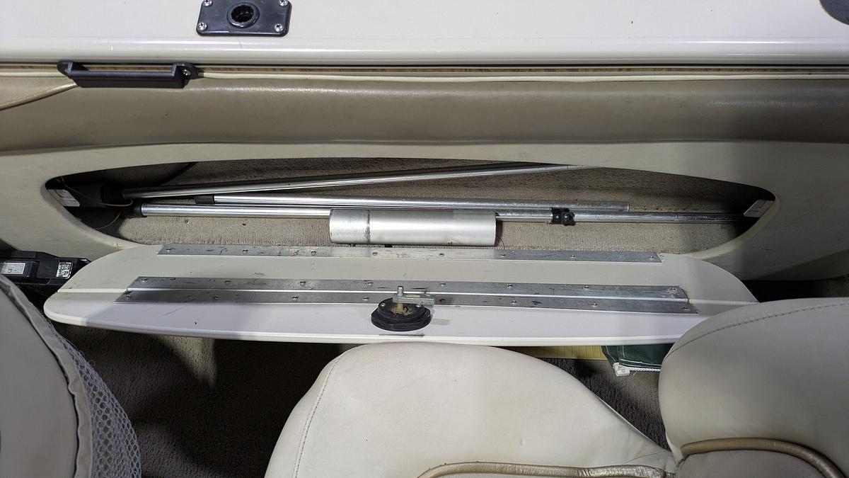 Used 2002 Crestliner 1850 Sportfish