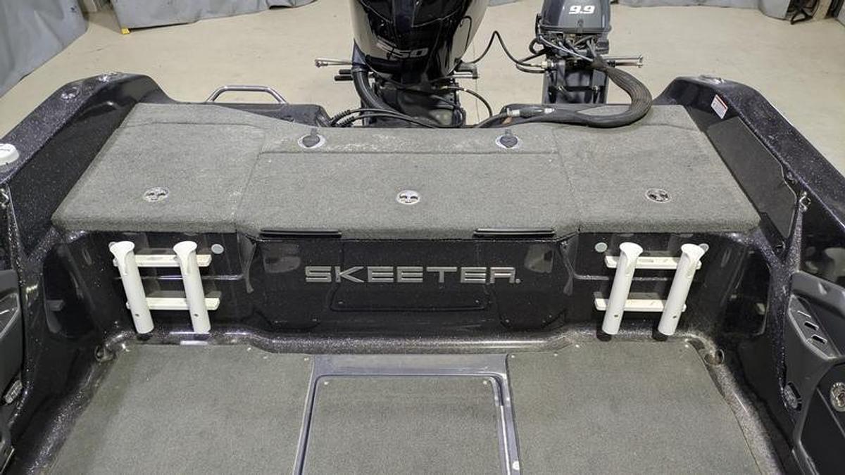 Used 2020 Skeeter WX2060