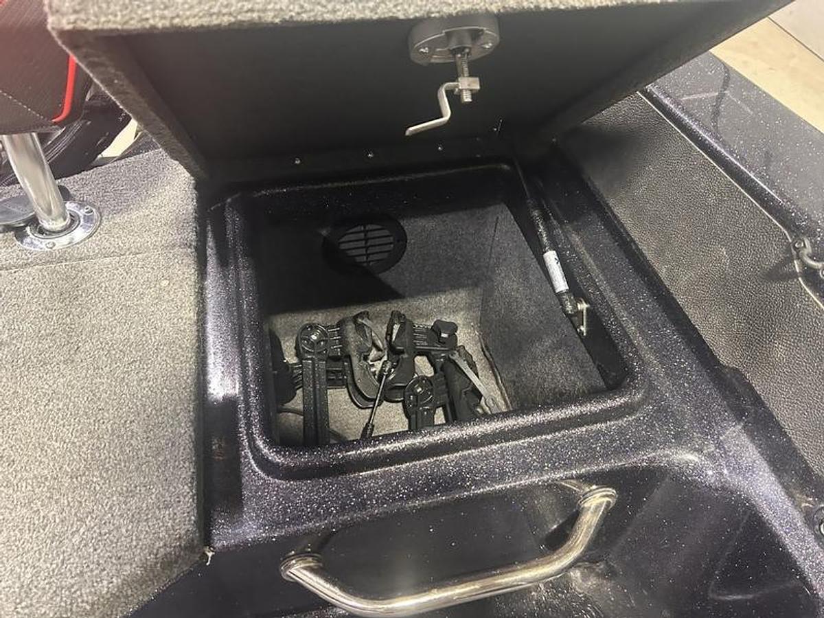 Used 2021 Skeeter WX2060