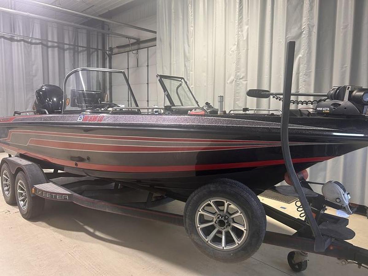 Used 2021 Skeeter WX2060