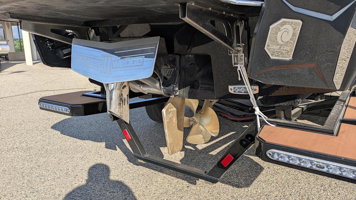 2026 Malibu Boats 23 LSV