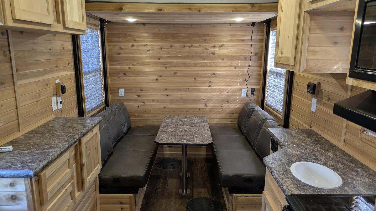 Used 2024 Ice Castle Fish Houses 8' X 17V HD