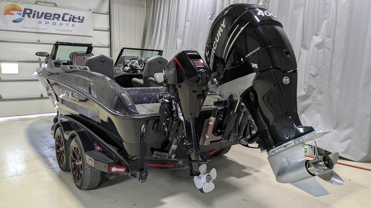 Used 2022 Vexus DVX22