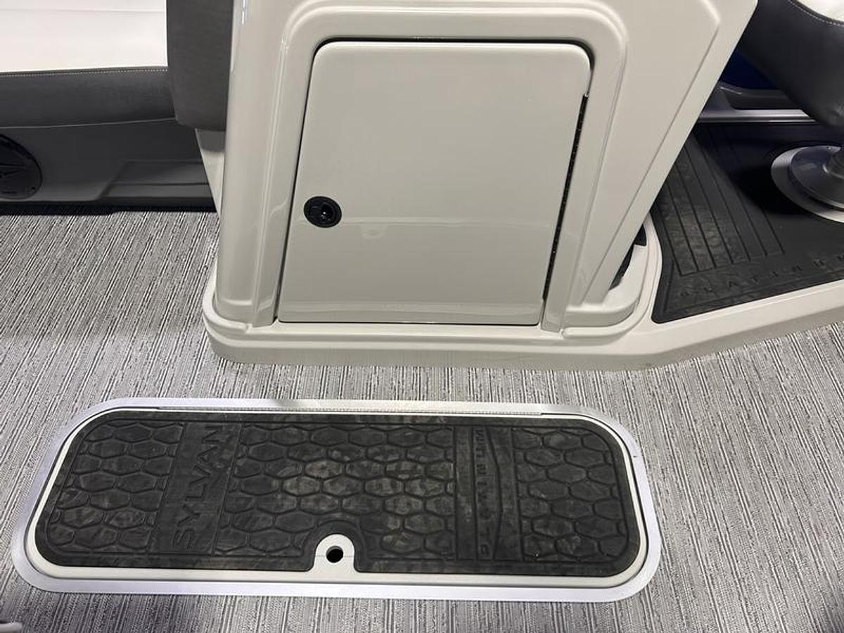 2026 Sylvan X3 CLZ Platinum Package