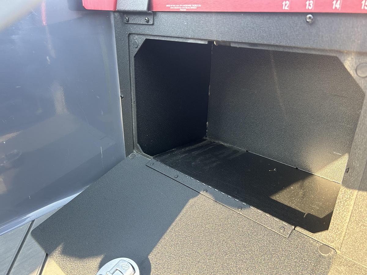 Used 2022 Vexus DVX22