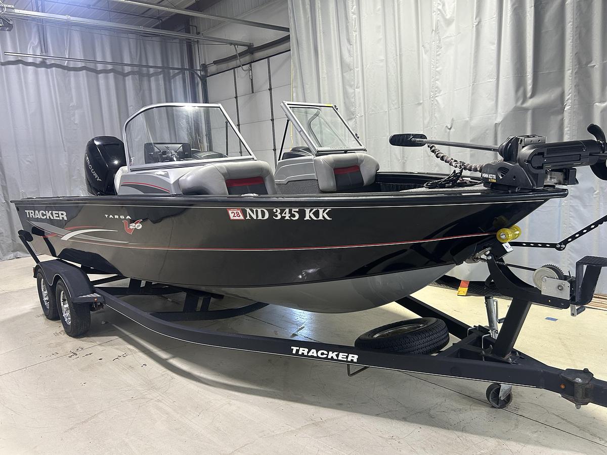 Used 2017 TRACKER Targa V20