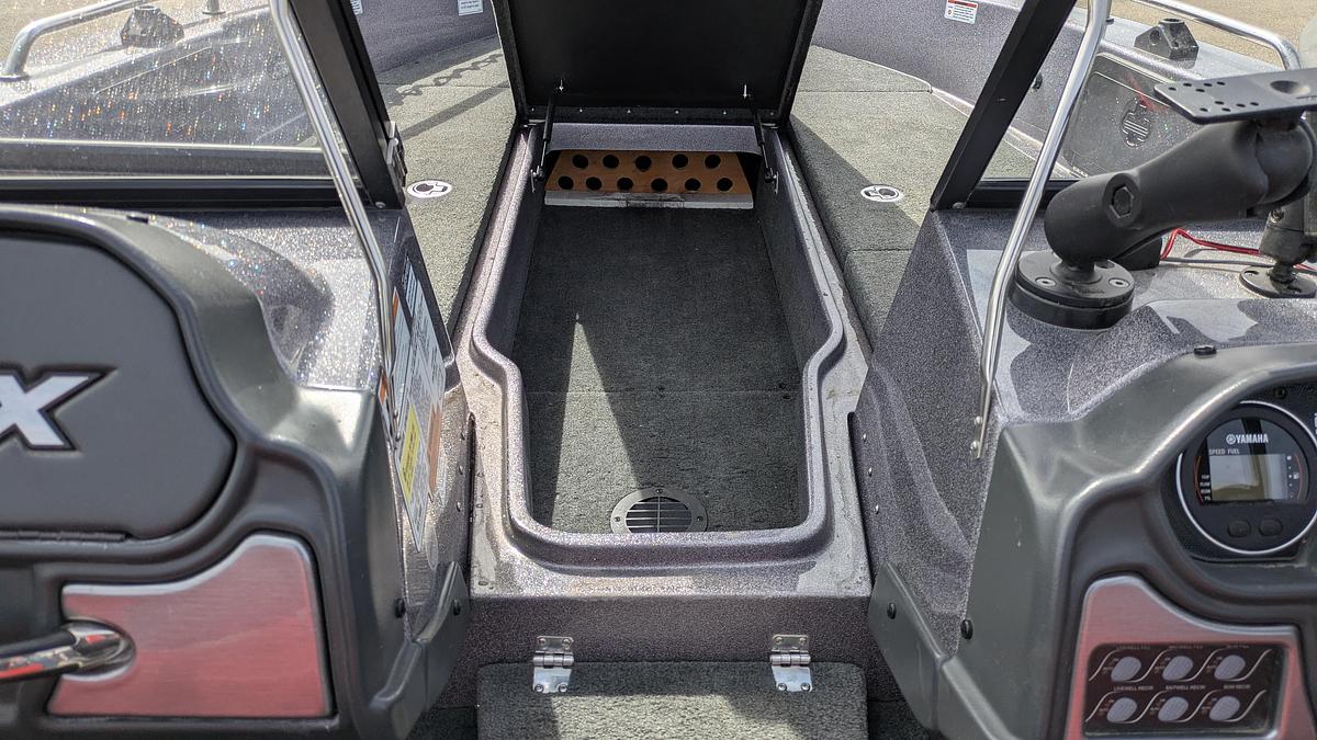 Used 2017 Skeeter WX2060