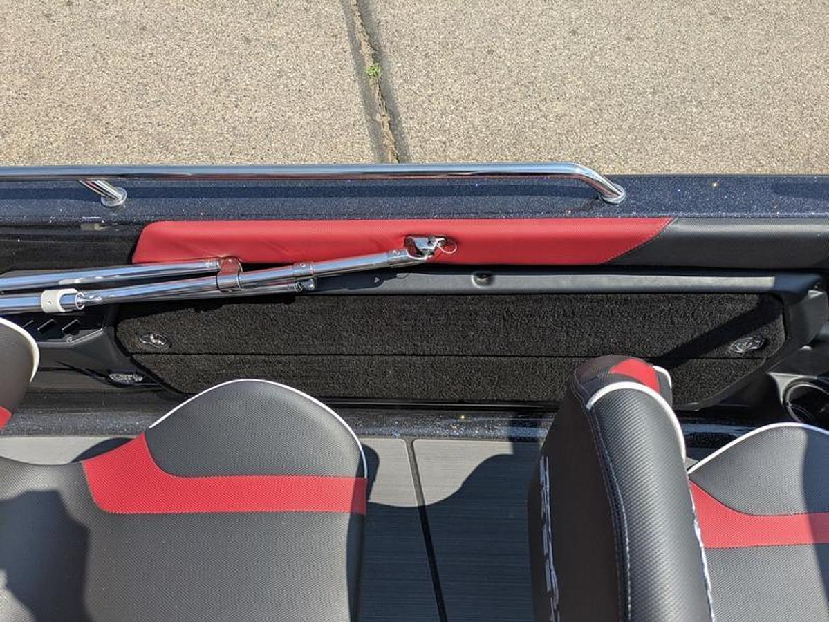 2025 Skeeter SOLERA205