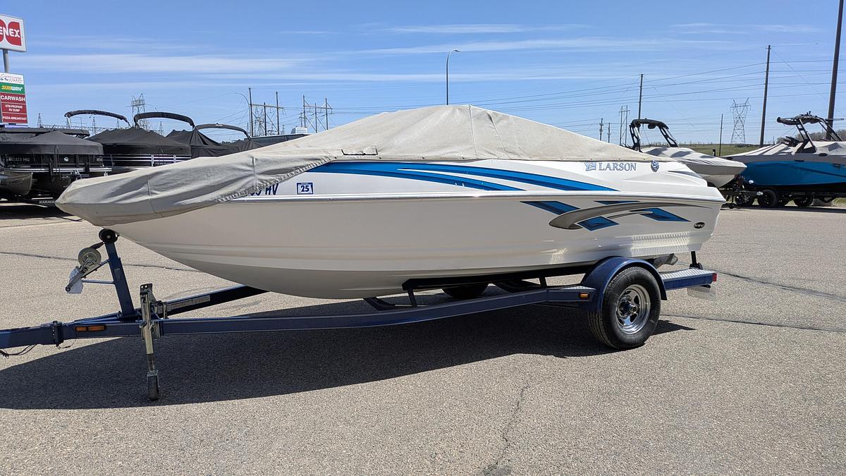 Used 2008 LARSON Senza 186 BR