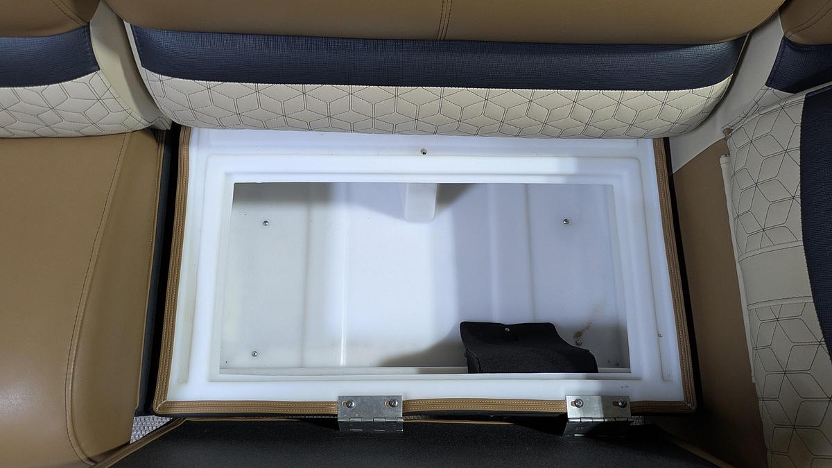 Used 2019 Godfrey Sanpan 2500