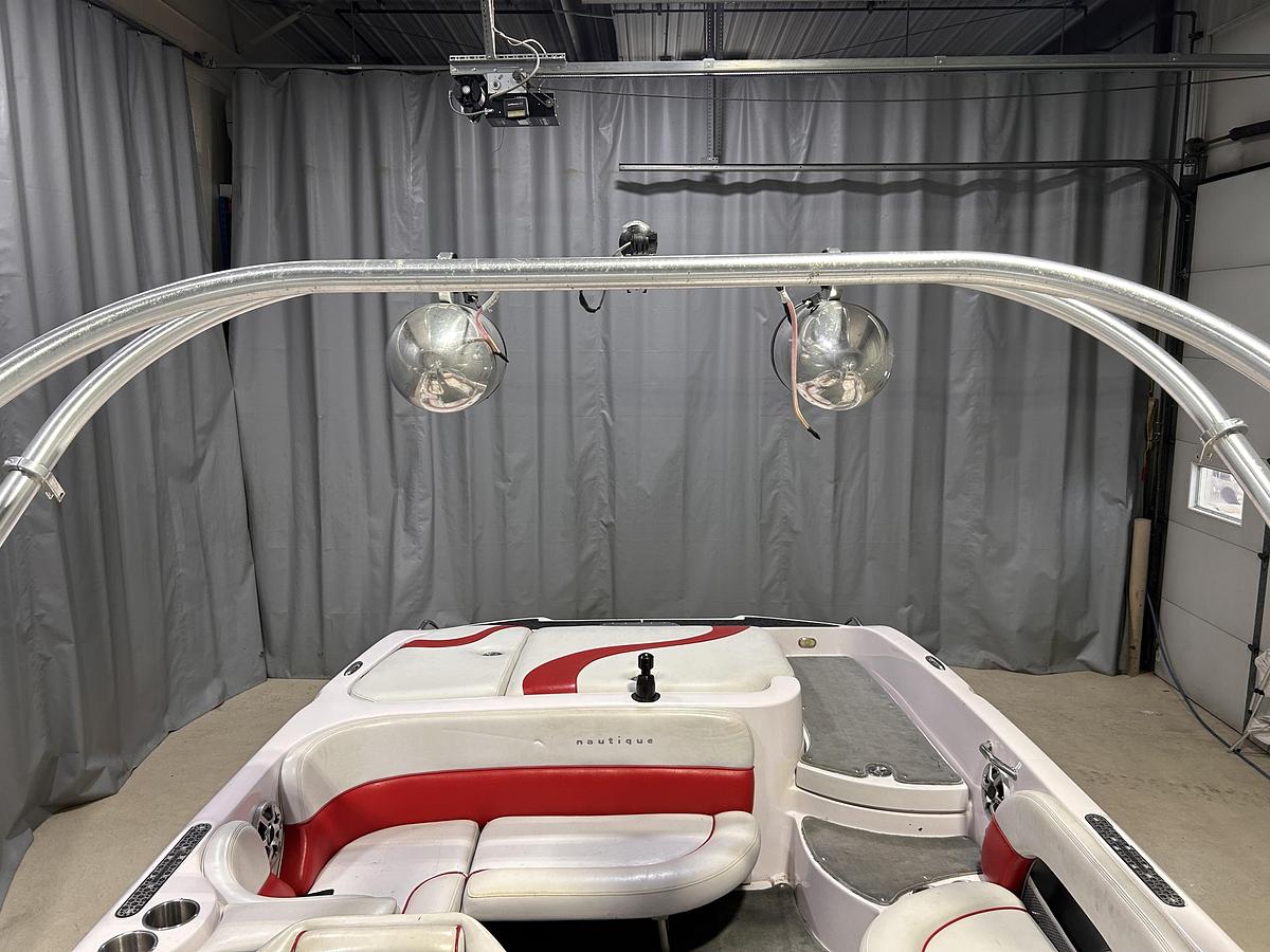 Used 2006 Correct-Craft Air Nautique SV211