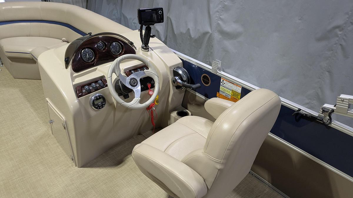 Used 2016 South Bay S222CR 25