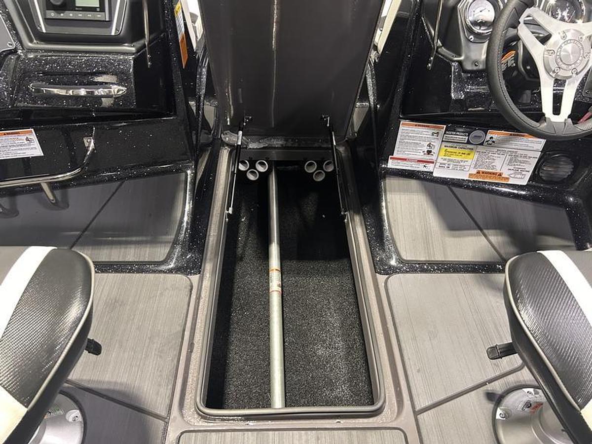 2026 Skeeter SOLERA189 *$500 Tackle Warehouse Giftcard*