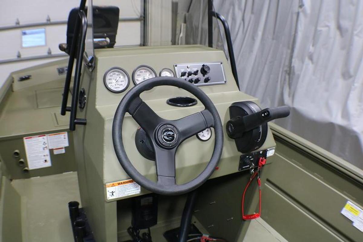 2024 Crestliner 1860 Retriever CC