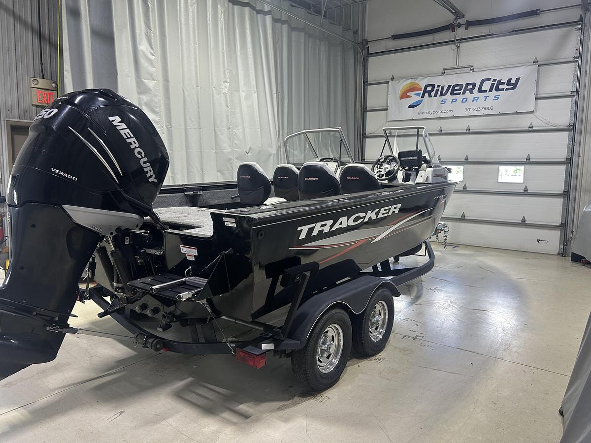 Used 2017 TRACKER Targa V20