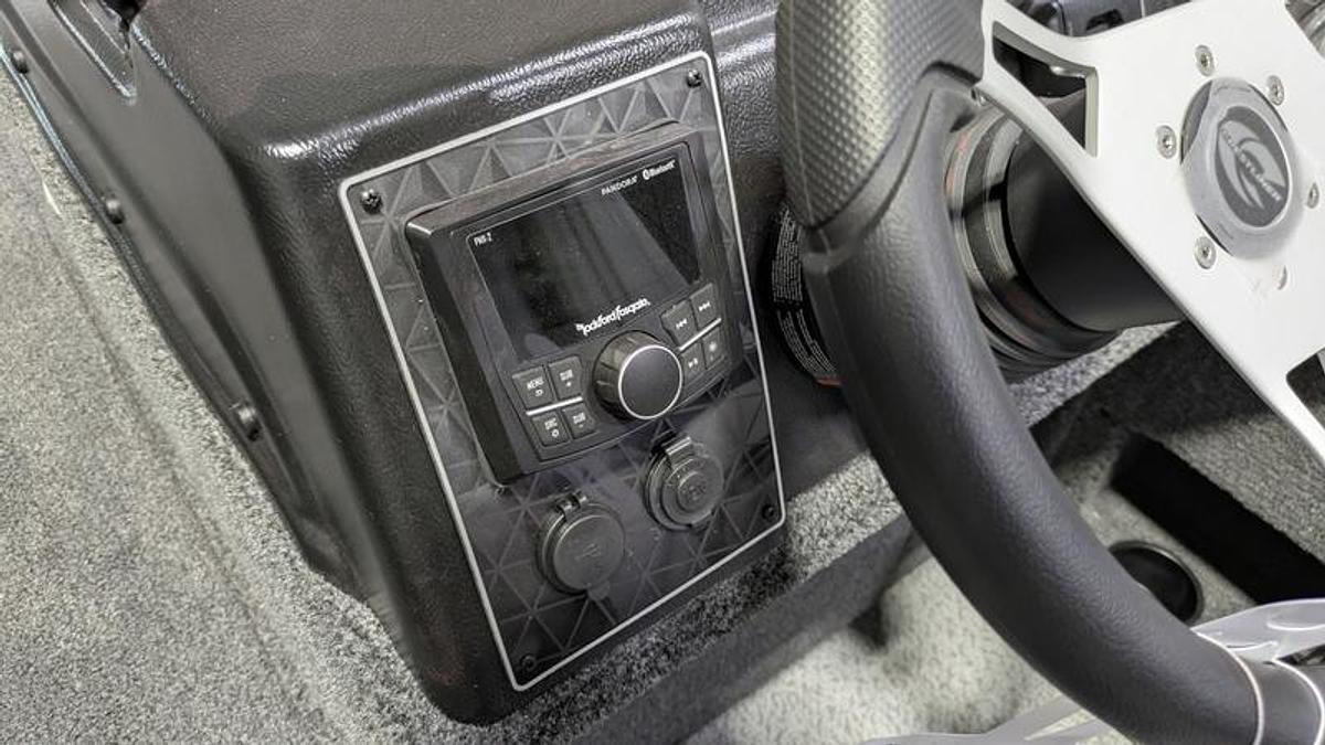 2026 Crestliner 1850 Fish Hawk