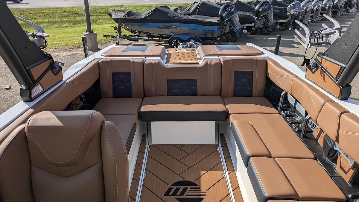 2026 Malibu Boats 23 LSV