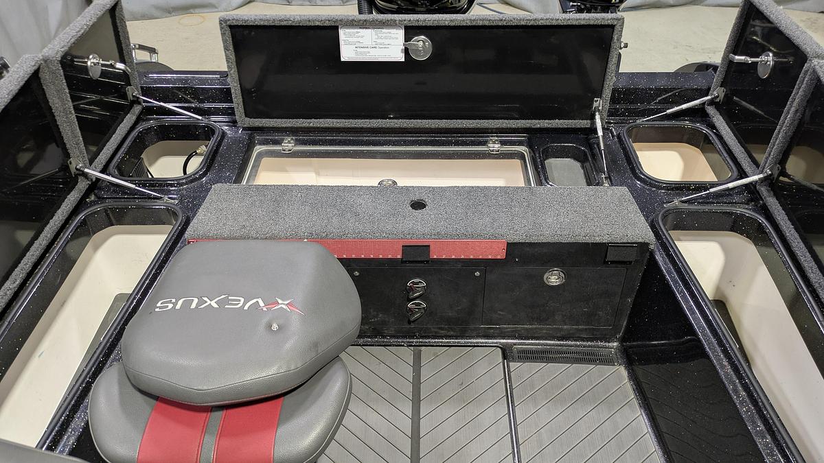 Used 2022 Vexus DVX22