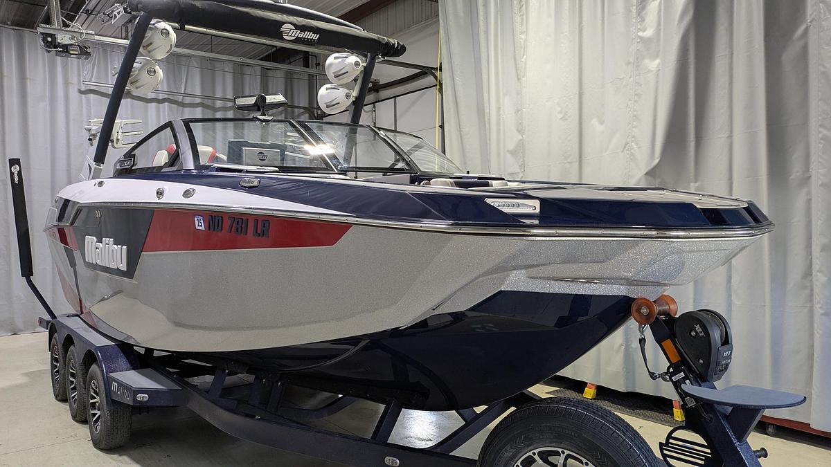 Used 2022 Malibu Boats M240