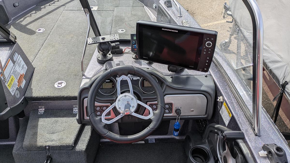 Used 2017 Skeeter WX2060