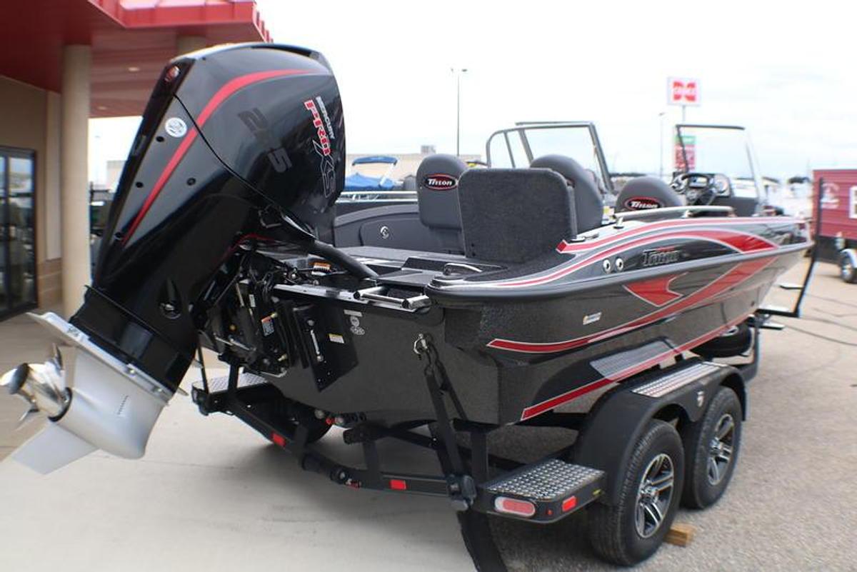 2024 Triton Boats 206 Allure