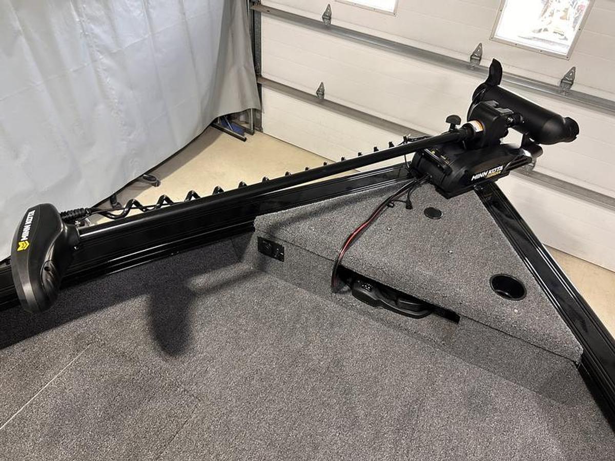 2025 Crestliner 2050 Fish Hawk