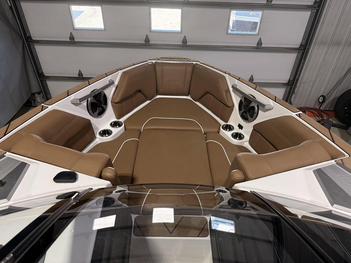 Used 2020 Malibu Boats 25 LSV