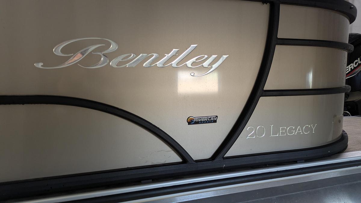 Used 2024 BENTLEY Legacy 200 Navigator