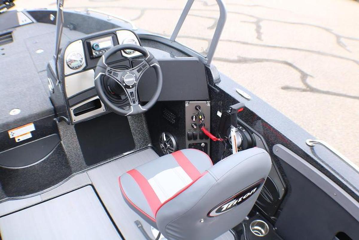 2024 Triton Boats 206 Allure