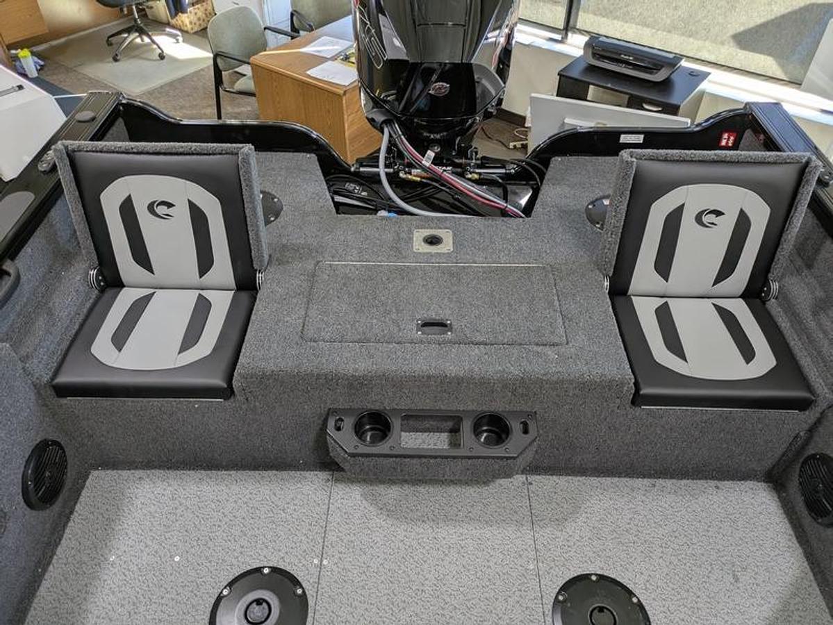 2026 Crestliner 1850 Fish Hawk WT JS RAPTOR