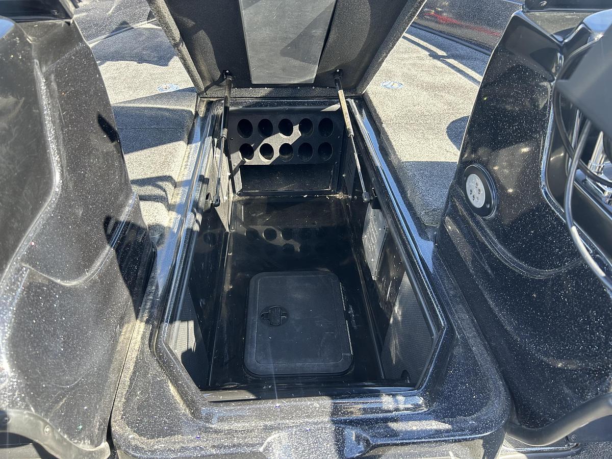 Used 2016 Nitro ZV21