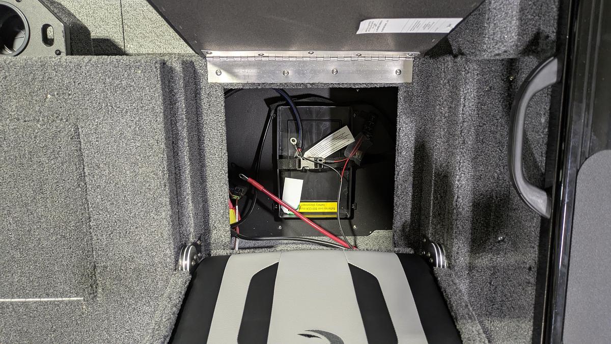 2026 Crestliner 1850 Fish Hawk Raptor Package