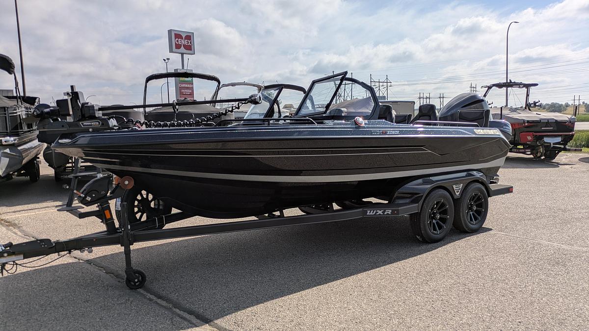 2026 Skeeter WXR2060F