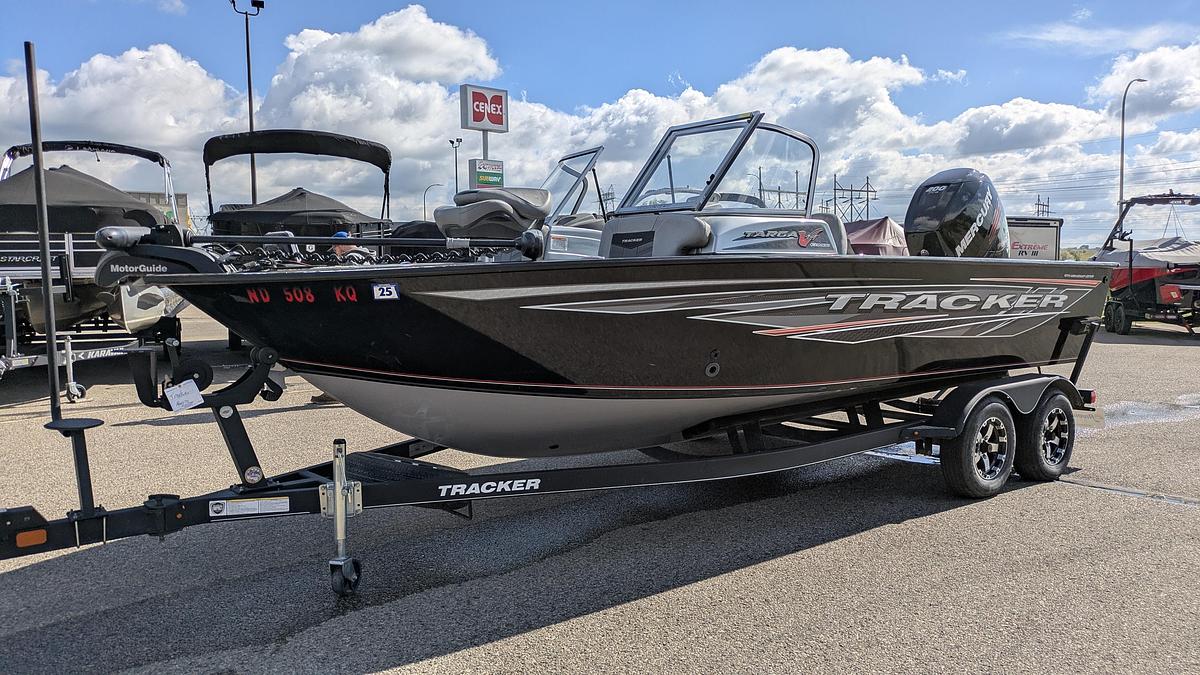 Used 2018 TRACKER Targa V19