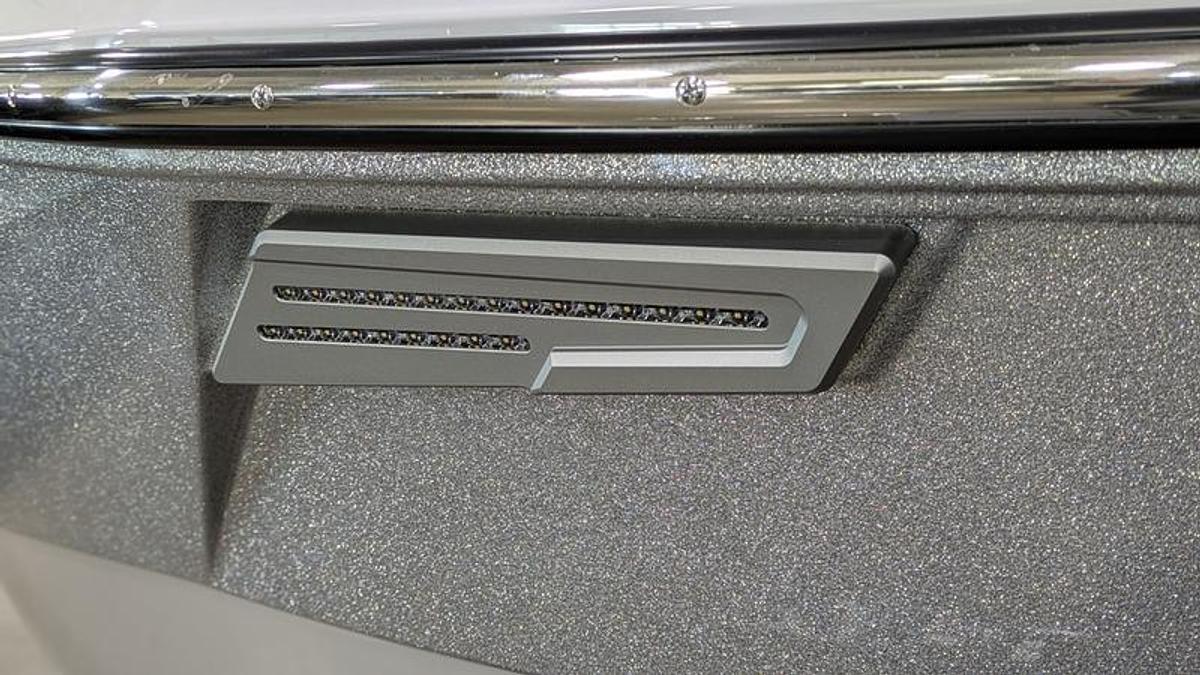 2026 Malibu Boats 25 LSV