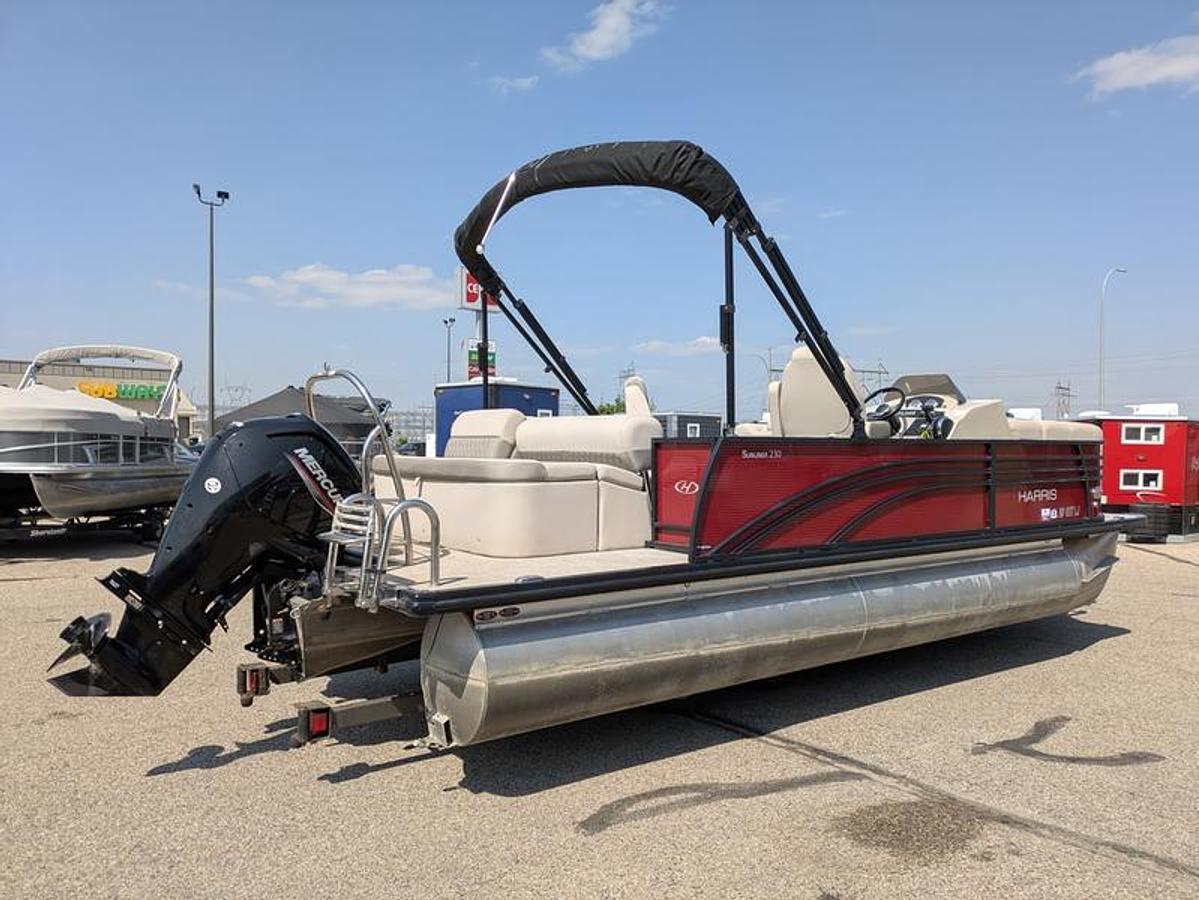 Used 2021 Harris Sunliner 230