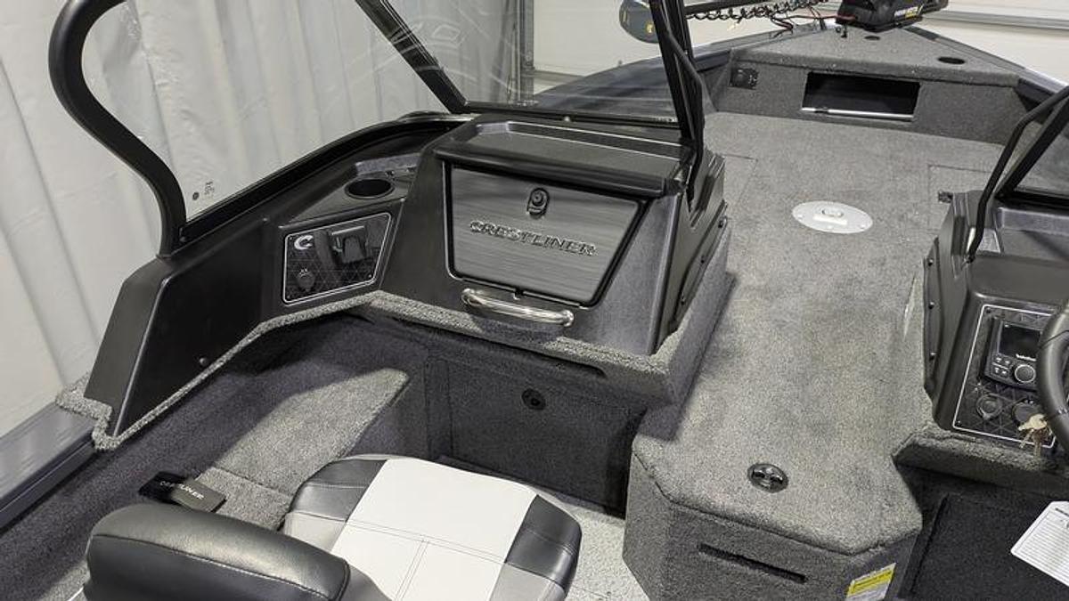 2026 Crestliner 1850 Fish Hawk